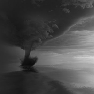 tornado-3189351_1920